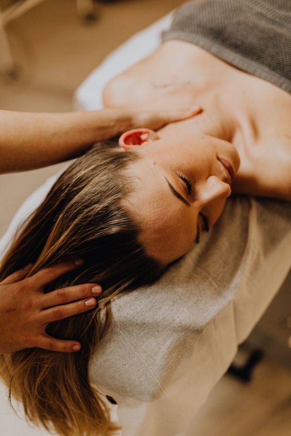 Massage Étoile cuir chevelu